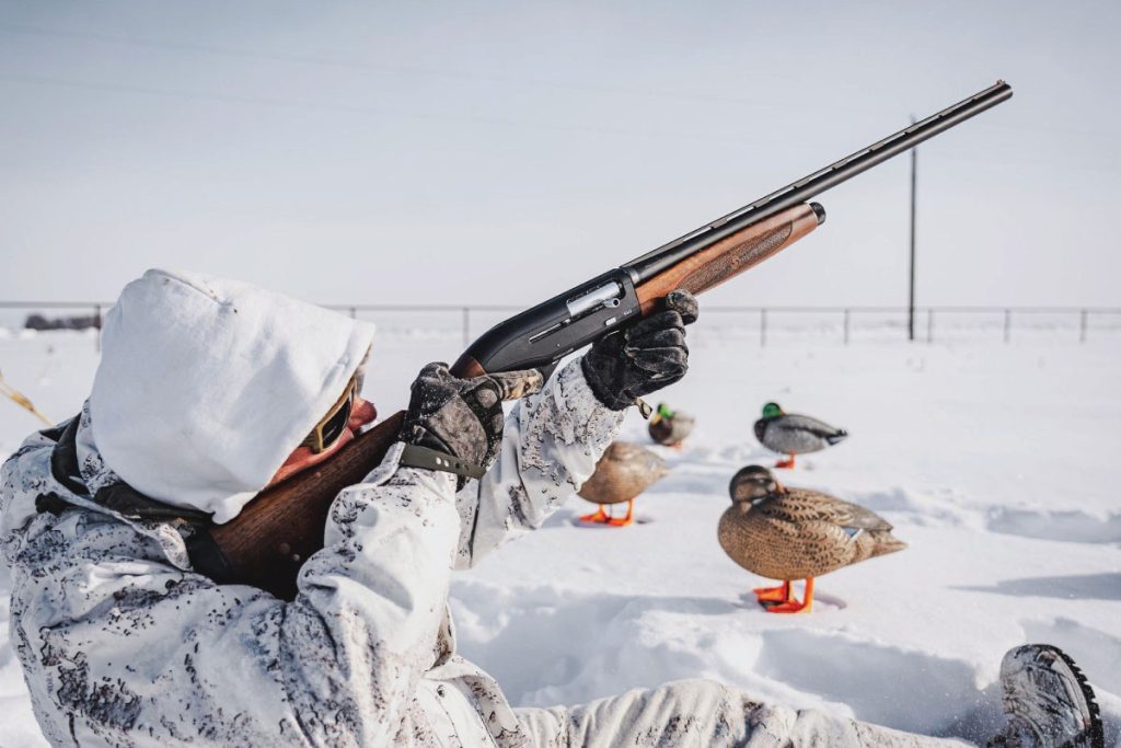 Stevens 560 Field Shotgun. Available in both 26" and 28" barrel lengths, what Savage calls a full-size and compact model. Buy it now on GunBroker.com