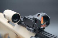 The Meprolight M22 mounted on Steyr AUG.