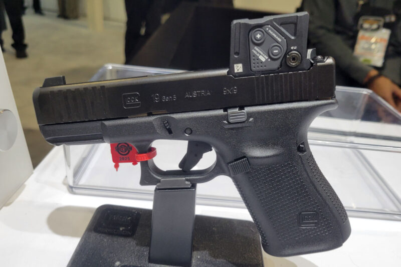 Glock G19 Gen 5 A-Cut (Aimpoint COA)