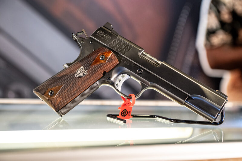 Cabot Guns Vintage, Modern 1911 styling