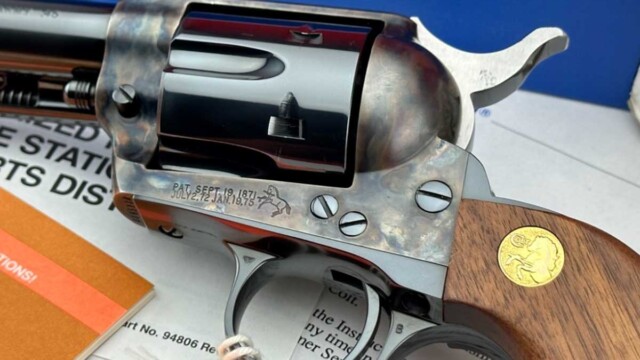 1993-Colt-Custom-Shop-SAA-5-1-2'-Royal-Blue_cylinder_detail