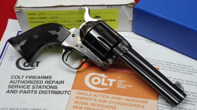 1994-Colt-Custom-Shop-SAA-44-40_right_side_view