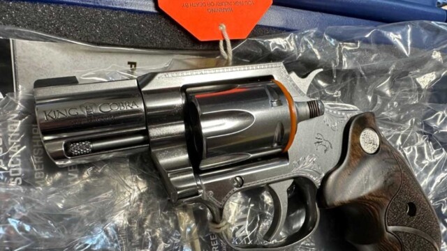 Colt-King-Cobra-357-LITE-ENGRAVE-from-Custom-Shop_left_side_view