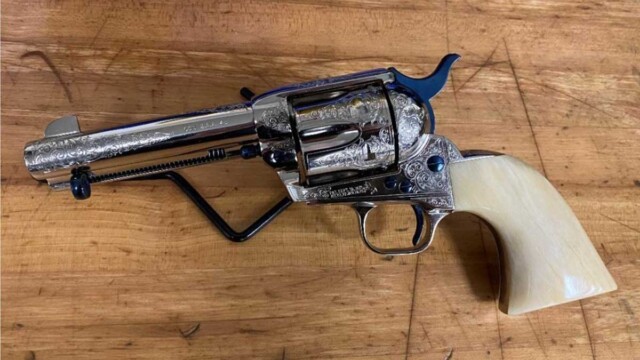 Colt-Single-Action-Army-Custom-4.75'-Nickel-w--Fire-Blue-Parts-Giraffe-Bone_featured