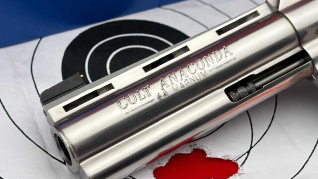 Colt_Anaconda_5_inch_44-Mag_CUSTOM-SHOP_barrel_detail