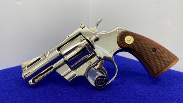 1970-Colt-Pyhton-2-1-2'--ULTRA-DESIRABLE-NICKEL-SNAKE-SERIES-REVOLVER_1200x800