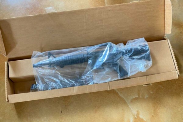 Colt-M16A2-Factory_in-box-wrapped