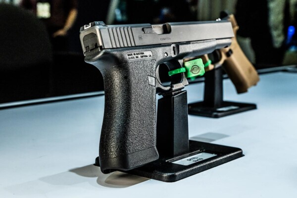 Glock-17L-Classic-LipseyExclusive-SHOT2024